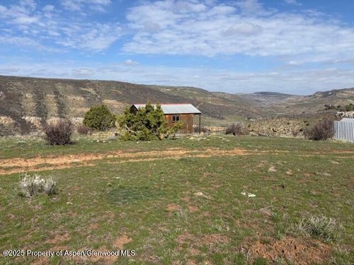 37 Country Ln, Craig, CO, 81625-8718 | Card Image