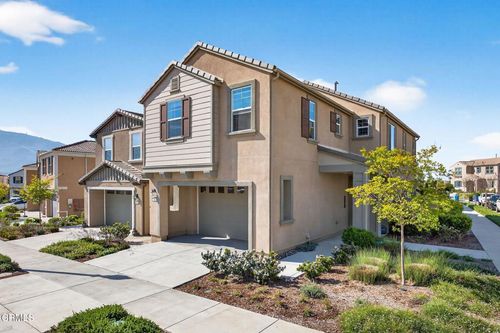 562 Kumquat Ct, Santa Paula, CA, 93060-8012 | Card Image