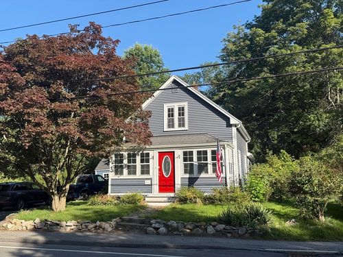 64-64 W Main St, Hopkinton, MA, 01748-1618 | Card Image