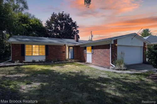 42459 Postiff Ave, Plymouth, MI, 48170-4106 | Card Image