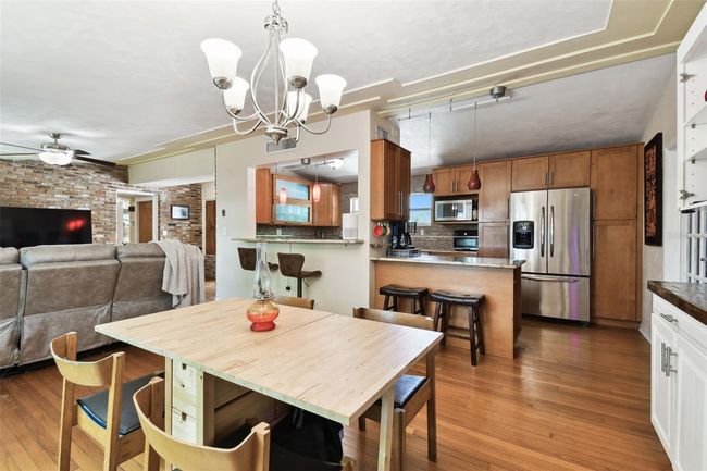 422 Dunedin Cir, House other with 4 bedrooms, 2 bathrooms and null parking in TEMPLE TERRACE FL | Image 11