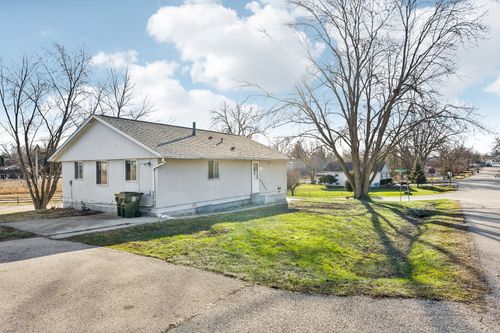 1202 Beverly Drive, Round Lake Beach, IL, 60073 | Card Image