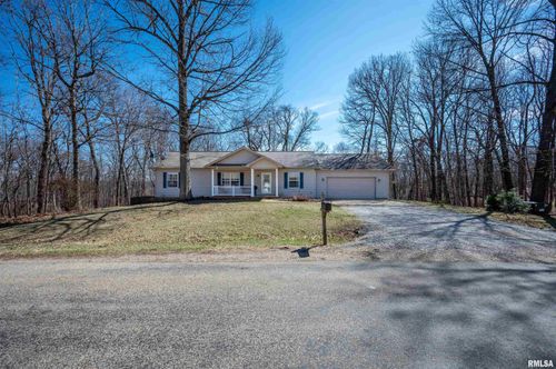 394 Illini Dr, Hopewell, IL, 61565-9419 | Card Image