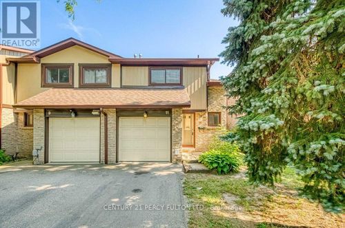 11 Fundy Bay Boulevard, Toronto (Steeles), ON, M1W3A1 | Card Image