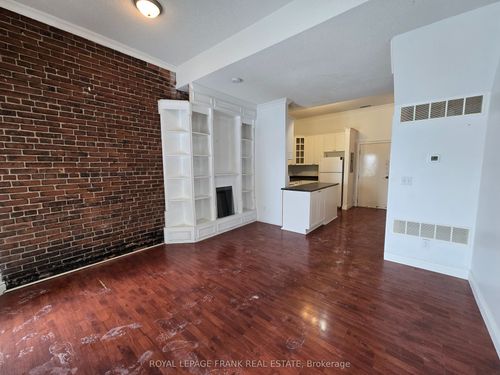 205-54 E King Street E, Clarington, ON, L1C1N3 | Card Image