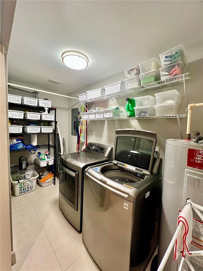 APT-301 - 10091 Lake Cove Dr, Condo with 3 bedrooms, 2 bathrooms and null parking in Fort Myers FL | Image 23