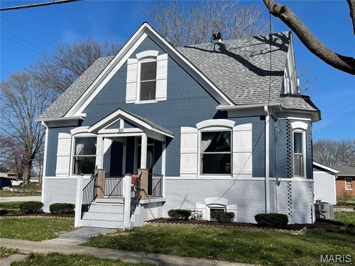 301 S Main St, Summerfield, IL, 62289-1076 | Card Image