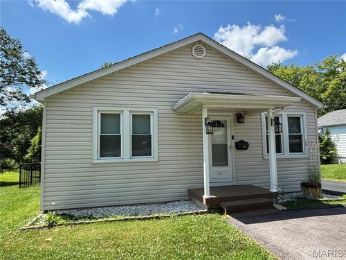 612 Morgan St, Swansea, IL, 62226-1738 | Card Image