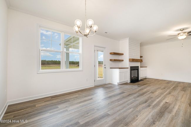 33 Barony Ln, House other with 3 bedrooms, 3 bathrooms and 2 parking in Smithfield NC | Image 6