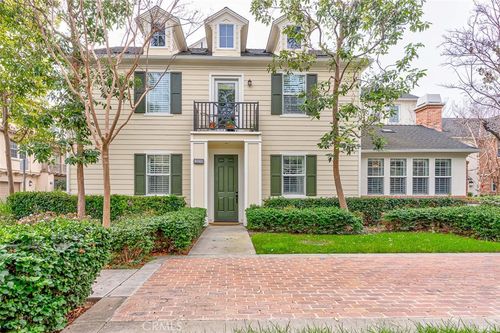 15220 Cambridge St, Tustin, CA, 92782-1738 | Card Image