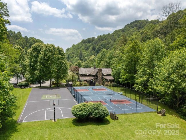 Community Amenities | Image 18
