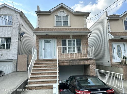 1-179 Chestnut Ave, Staten Island, NY, 10305-1740 | Card Image