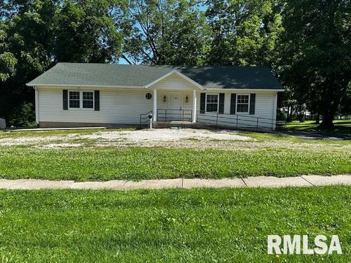 35 Main St, Exeter, IL, 62621-8010 | Card Image