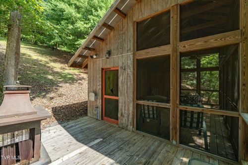 2316 Devault Bridge Rd, Piney Flats, TN, 37686-3513 | Card Image
