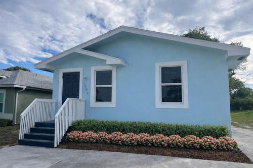 1457 W 32nd St, Riviera Beach, FL, 33404-3563 | Card Image