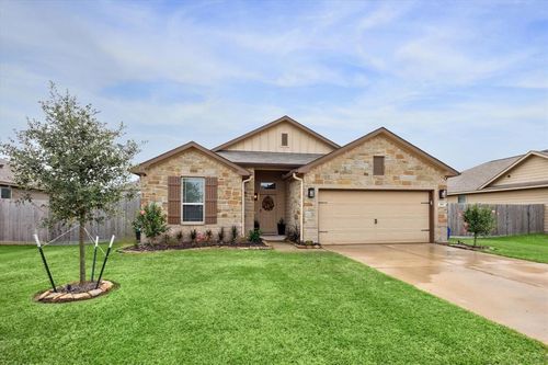 214 White Wing Ln, Sealy, TX, 77474 | Card Image