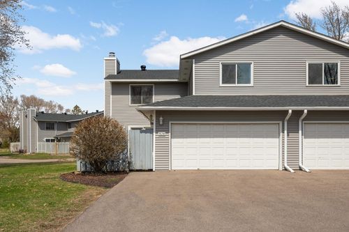 7674 Dunmore Rd, Woodbury, MN, 55125-1610 | Card Image