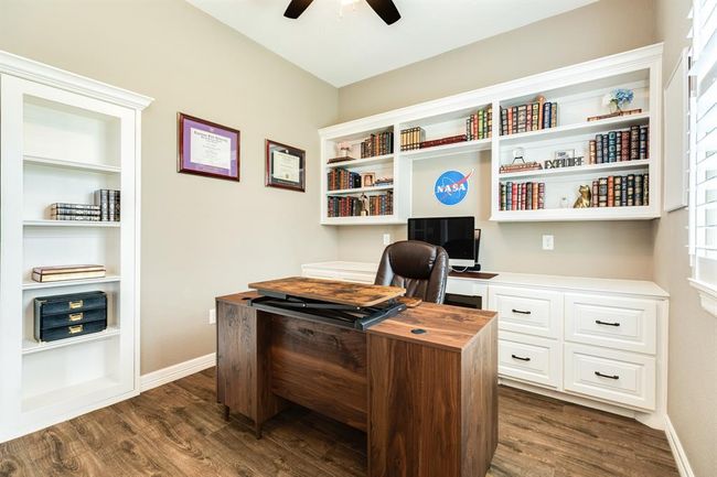 337 Thousand Oaks Dr, House other with 4 bedrooms, 3 bathrooms and 3 parking in Angleton TX | Image 42