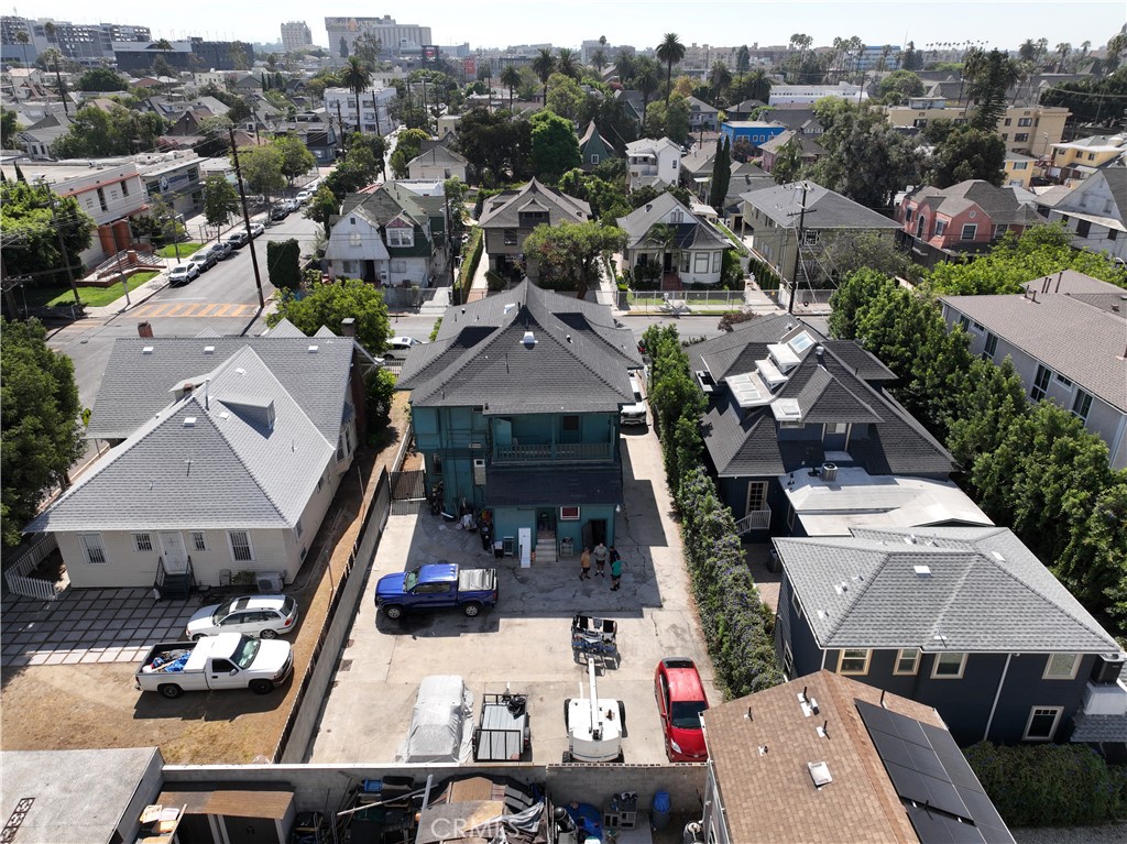 Residential Income in Los Angeles 5