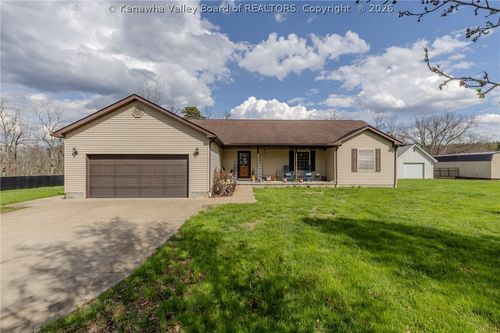 3899 Iva Durst Rd, Leon, WV, 25123-7707 | Card Image