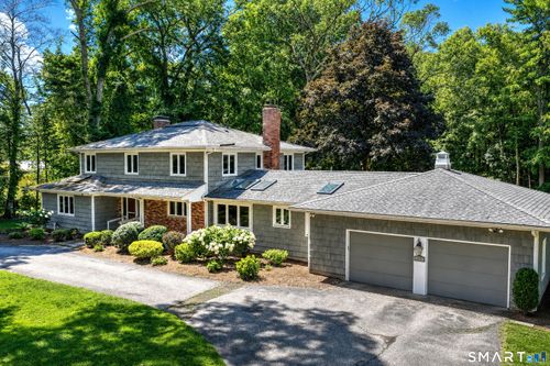 24 Inverness Rd, Trumbull, CT, 06611-1716 | Card Image