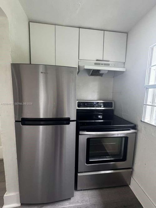 4-1121 Nw 40th St, Miami, FL, 33127-2727 | Card Image