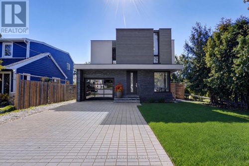 38 Stewart St, Oakville, ON, L6K1X5 | Card Image