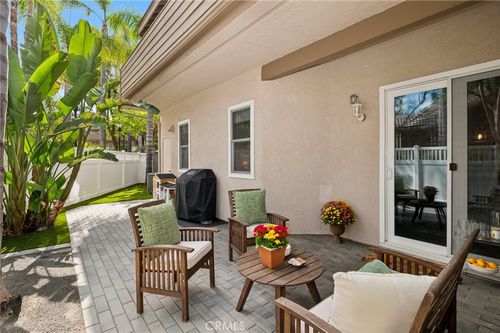 37-24391 Larchmont Ct, Laguna Hills, CA, 92653-6264 | Card Image