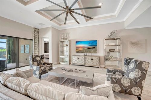 9574 Everglades Dr, NAPLES, FL, 34120-1991 | Card Image