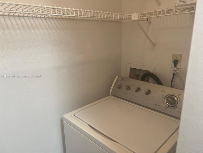 APT-421 - 949 Riverside Dr, Condo with 1 bedrooms, 1 bathrooms and null parking in Coral Springs FL | Image 11
