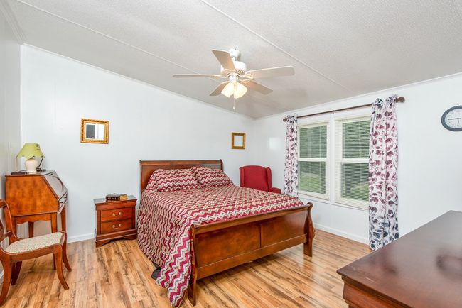 12397 Prices Bridge Rd, House other with 3 bedrooms, 2 bathrooms and null parking in Glade Spring VA | Image 16
