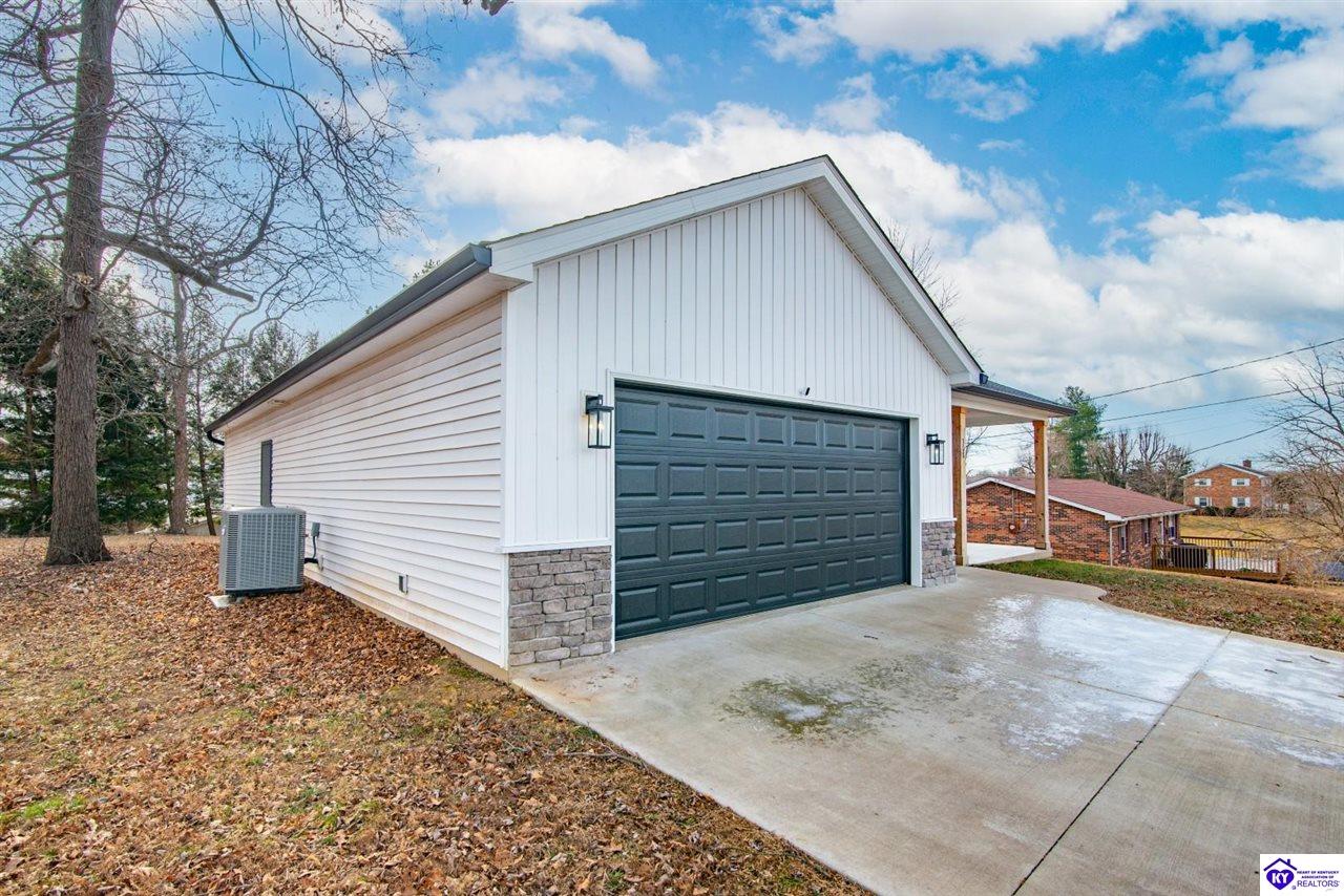 Residential in Vine Grove 2
