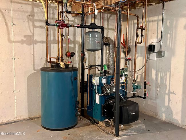 New boiler and hot water heater installed in 2022 | Image 39