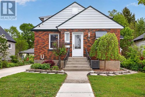 24 Third Ave, St Thomas, ON, N5R4J9 | Card Image