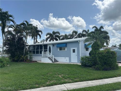 3027 Crystal Lake Dr, NAPLES, FL, 34120 | Card Image