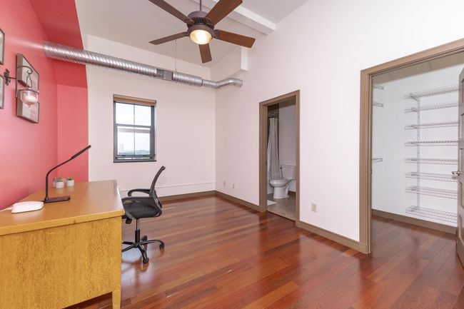 UNIT-502 - 212 N Center St, Condo with 2 bedrooms, 2 bathrooms and 1 parking in Bloomington IL | Image 17