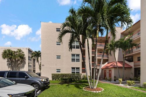 apt-303-9451 Evergreen Pl, Davie, FL, 33324-4335 | Card Image