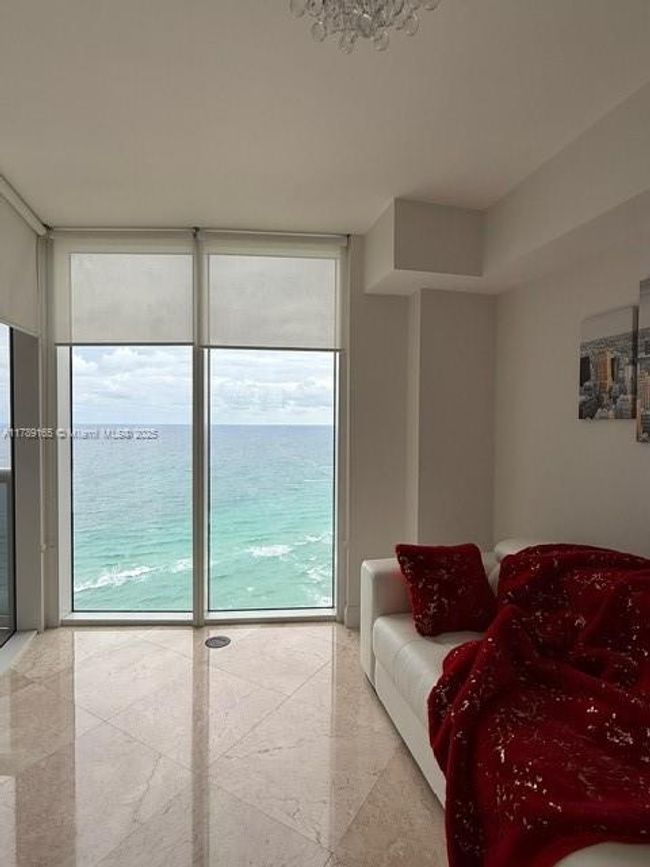 APT-2804 - 18911 Collins Ave, Condo with 2 bedrooms, 3 bathrooms and null parking in Sunny Isles Beach FL | Image 34