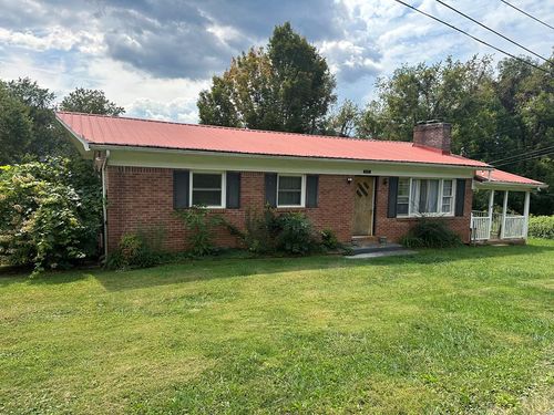 610 Hill Crest Ave, Damascus, VA, 24236 | Card Image