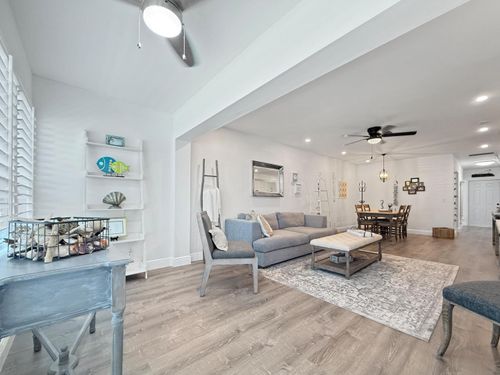 203-1021 Flame Vine Ave, Delray Beach, FL, 33445-5905 | Card Image