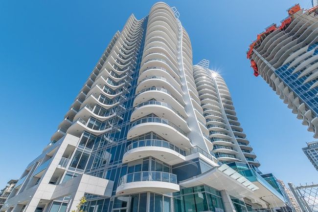 604 - 1500 Martin St, Condo with 2 bedrooms, 2 bathrooms and 2 parking in White Rock BC | Image 40