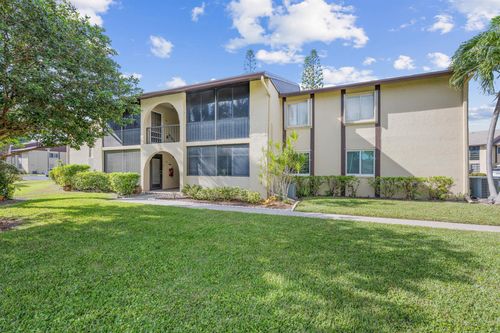 313 Pine Ridge Cir, Greenacres, FL, 33463-1999 | Card Image