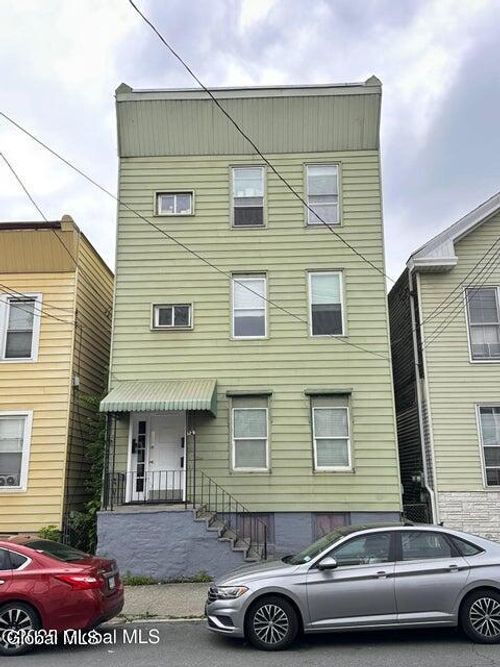 3-129 Main St, Cohoes, NY, 12047-4438 | Card Image