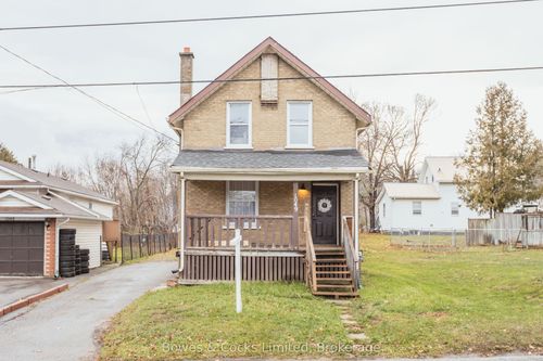 1049 High St, Peterborough, ON, K9J5R8 | Card Image