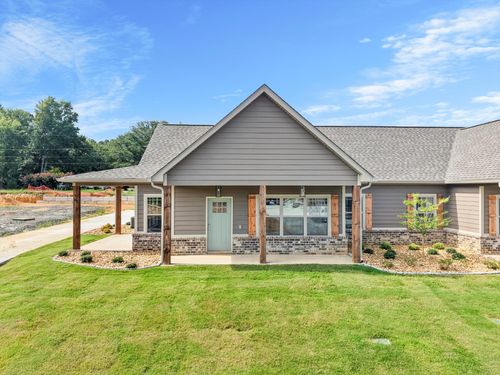 82 Maddox Ln, Chatsworth, GA, 30705-1600 | Card Image