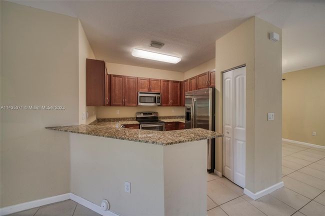 0 - 27514 Sw 140th Ave, Townhouse with 3 bedrooms, 2 bathrooms and null parking in Homestead FL | Image 13