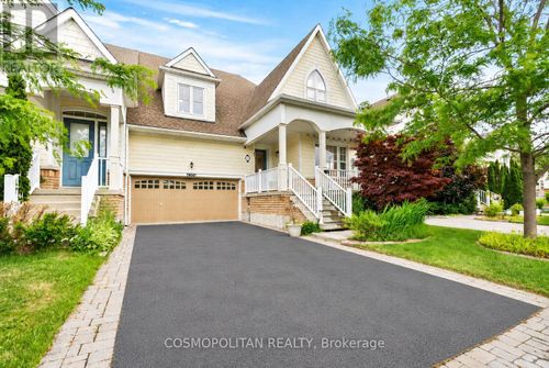 4359 Chemonda St, Niagara Falls, ON, L2G0E9 | Card Image