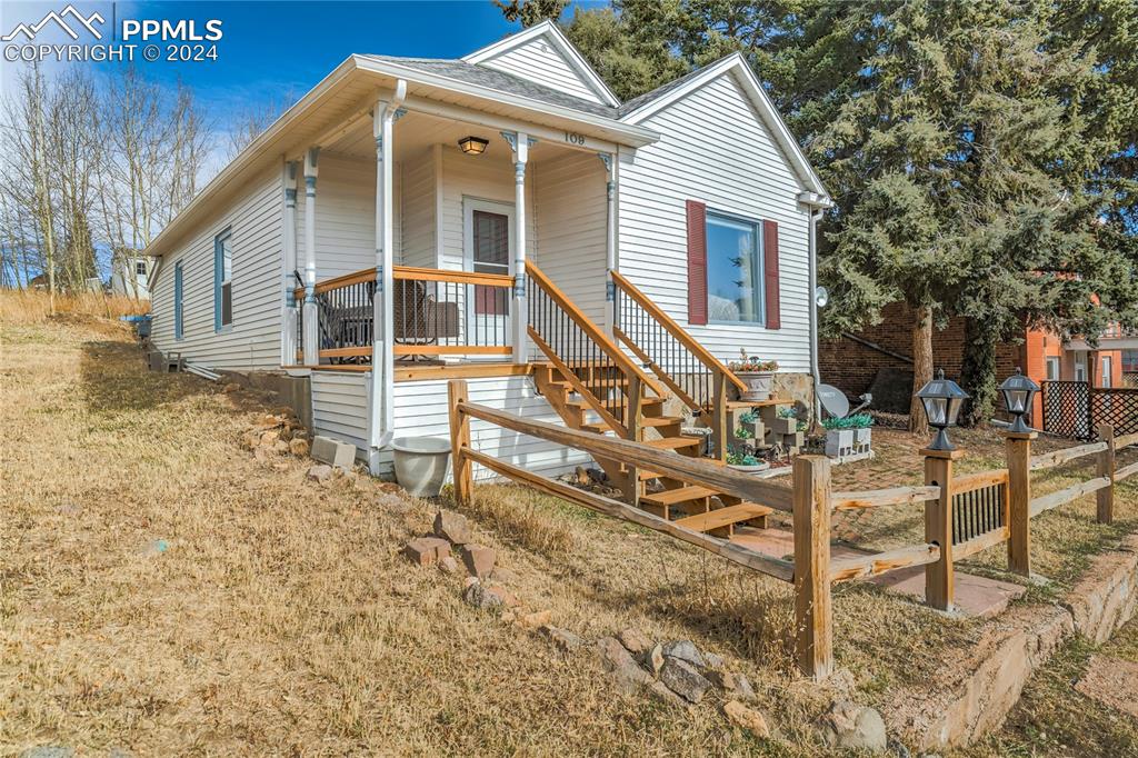 Golden Ave, Cripple Creek, CO 80813