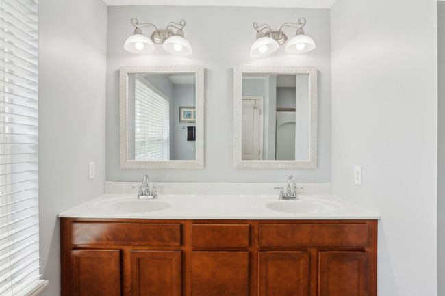 290 Liberty Heights Dr, House other with 4 bedrooms, 4 bathrooms and null parking in Chaska MN | Image 39