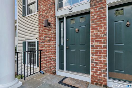 23-570 Danbury Rd, Ridgefield, CT, 06877-2730 | Card Image